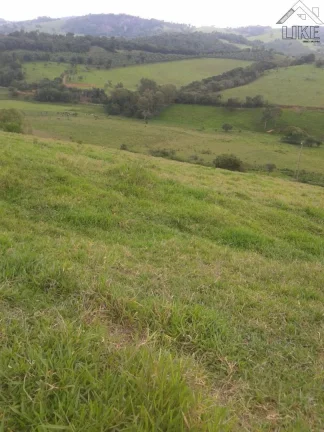 Imagem [Vendo Sítio em Brazópolis] [7 hectares com córrego d'água]