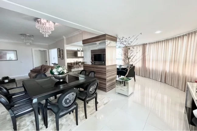 Imagem Apartamento à venda em Balneário Camboriú, Pioneiros, com 3 quartos, 140m2