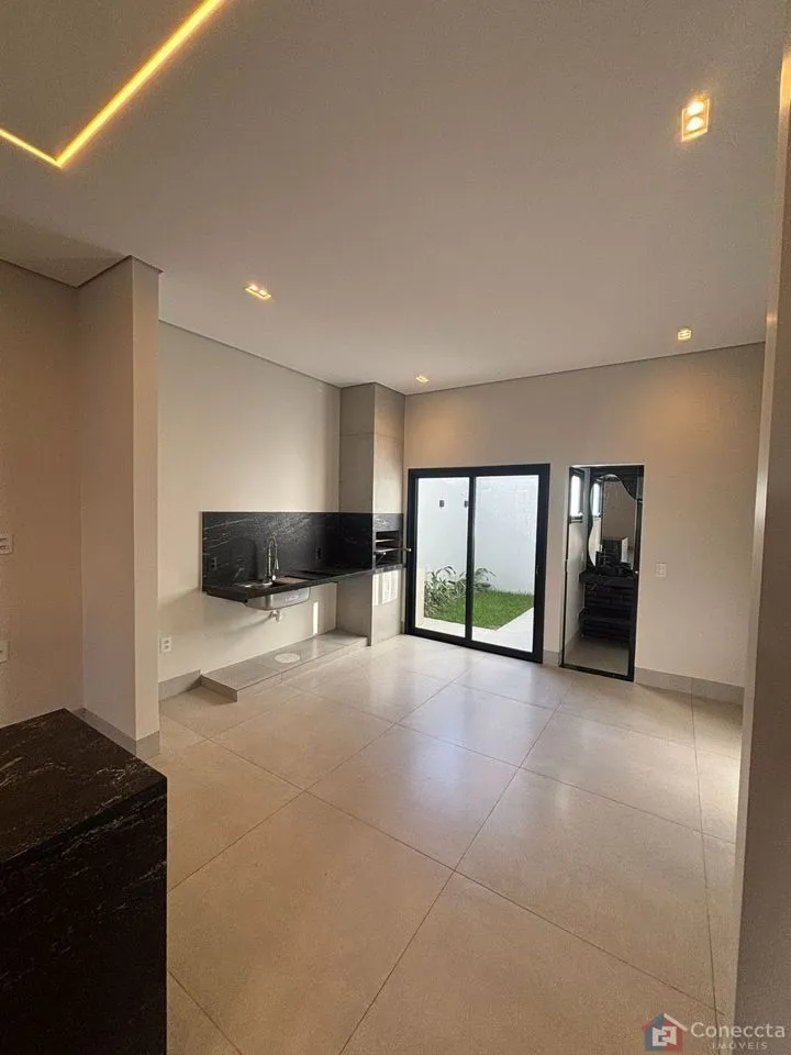 Imagem Casa com 3 dormitórios à venda, 146 m² por R$ 740.000,00 - Afonso Queiroz - Patos de Minas/MG