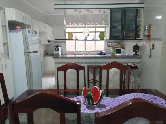 Imagem Casa com 3 Quartos à Venda, 224 m² em Centro - Ituverava
