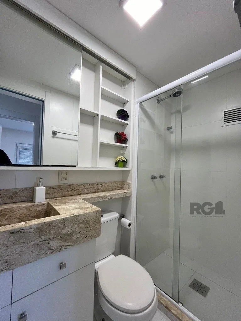 Imagem Apartamento no Humaitá de 2 dormitórios, infra e vaga