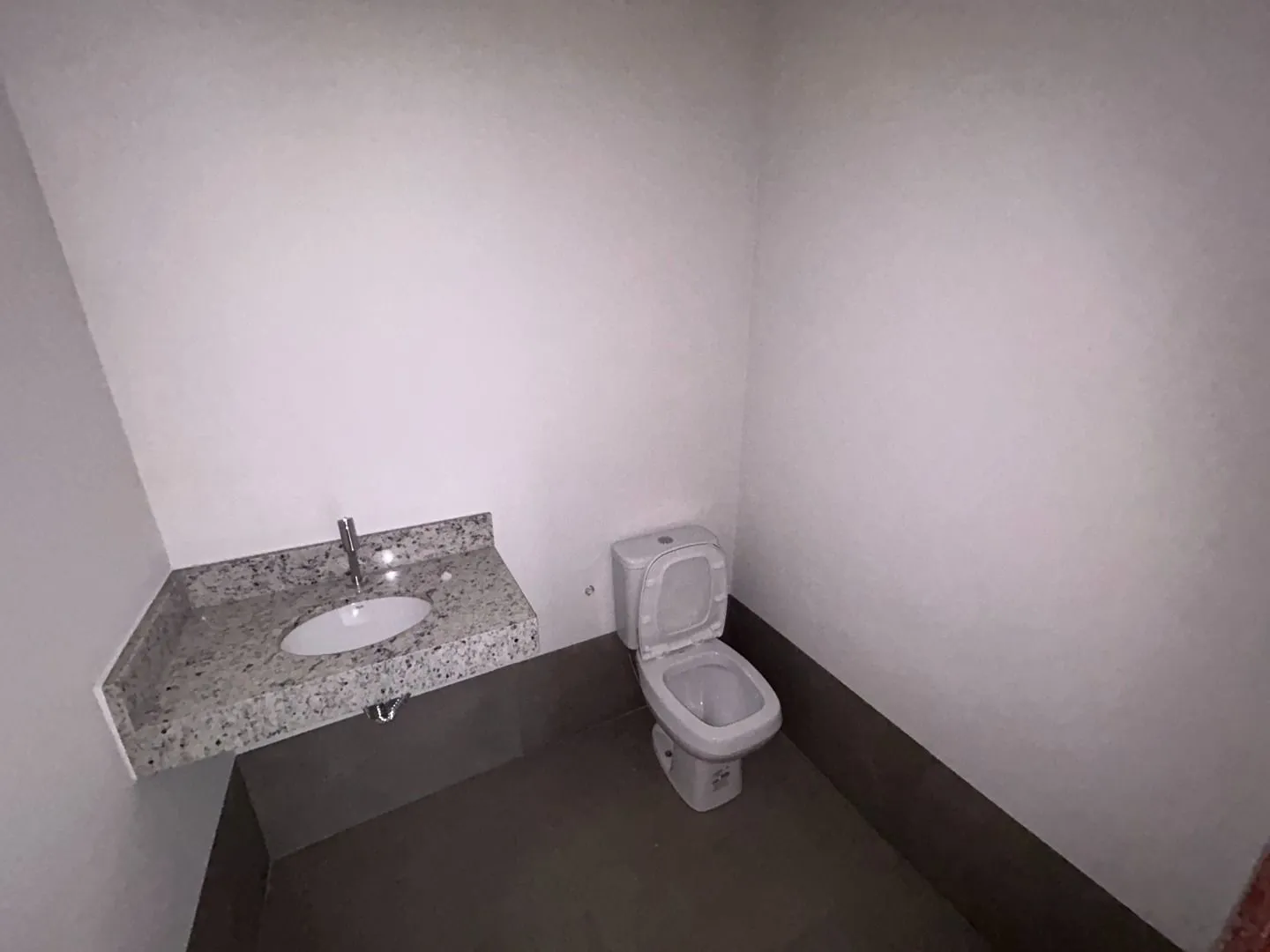 Imagem Sala para alugar, 76 m² por R$ 3.670,00/mês - Centro - Patos de Minas/MG