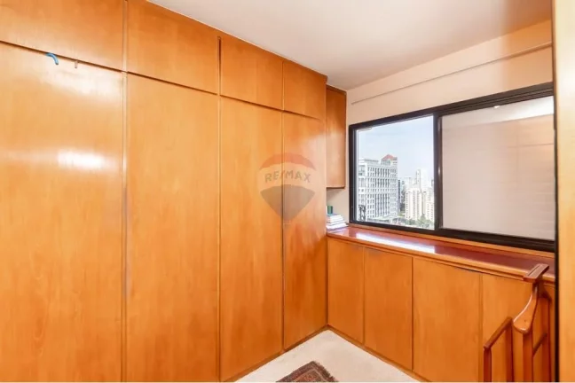 Imagem Cobertura charmosa em localização privilegiada na Vila Olímpia: 204m² 2 Suítes 2 Vagas