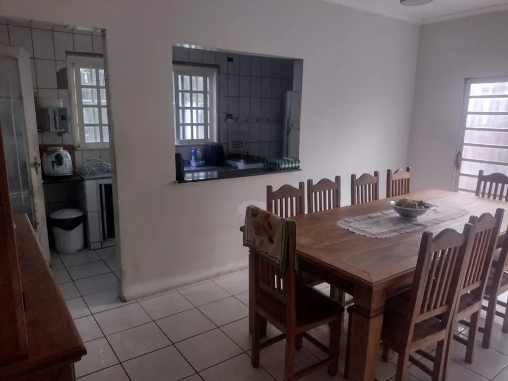 Imagem Casa para Locação 2 Quartos, 1 Suite, 5 Vagas, 150M², Aterrado, Tremembé - SP