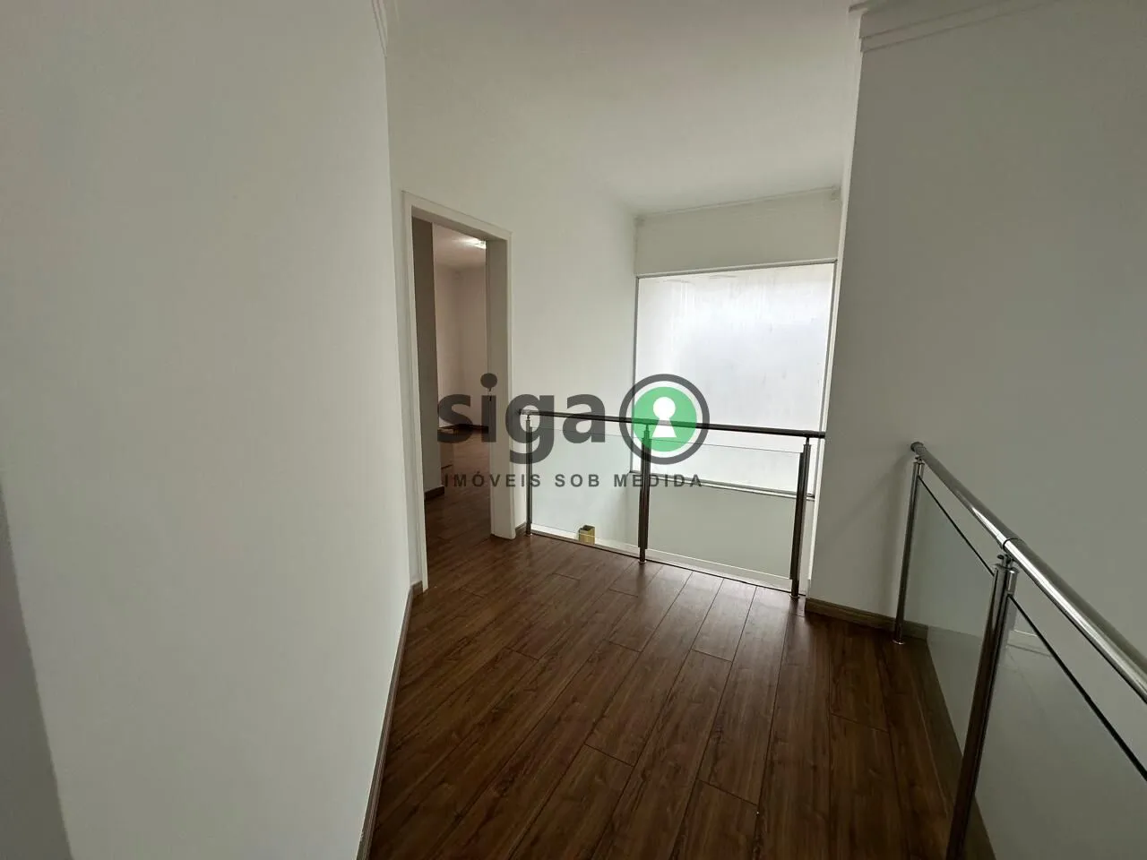 Imagem Oportunidade Casa Ampla com 3 Suítes, Churrasqueira e Área Gourmet