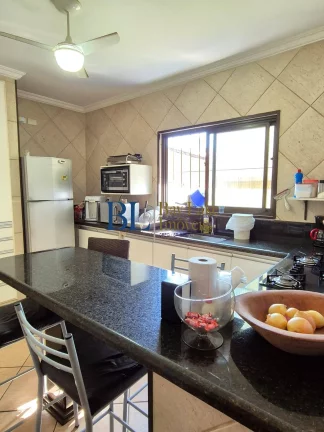 Imagem Vendo Amplo Sobrado Na Vila Alpina - 5 Dorms - 2 Vagas!!