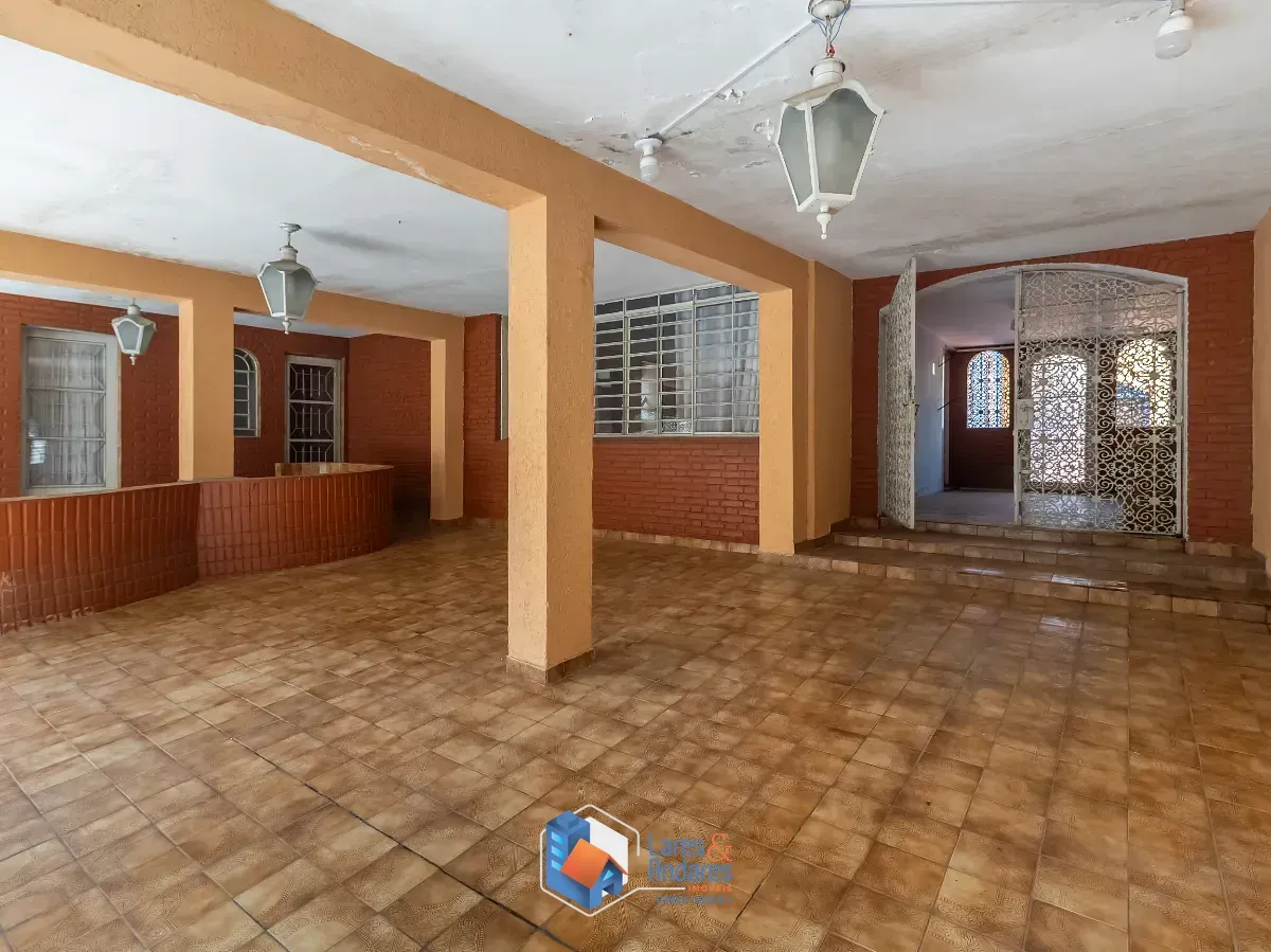Imagem Casa para venda em Vila Inah com 3 quartos, sendo 1 suíte, 280m²