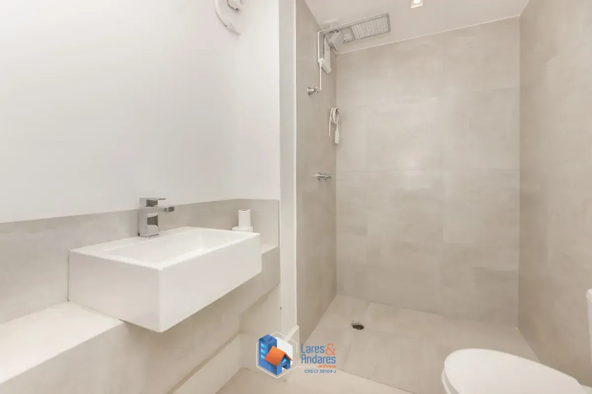 Imagem Cobertura para venda em Cerqueira César com 2 quartos, sendo 2 suítes, 110m²
