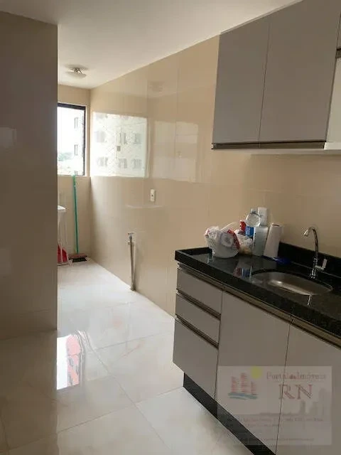 Imagem Apartamento com 2 Quartos à Venda, 50 m² em Pitimbu - Natal