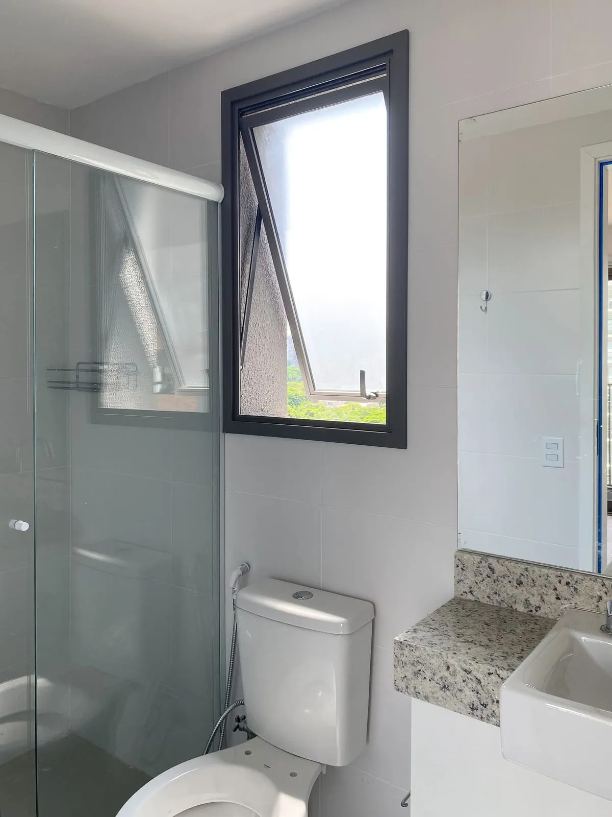 Imagem Apartamento com 2 Quartos para alugar, 85m² - Moema