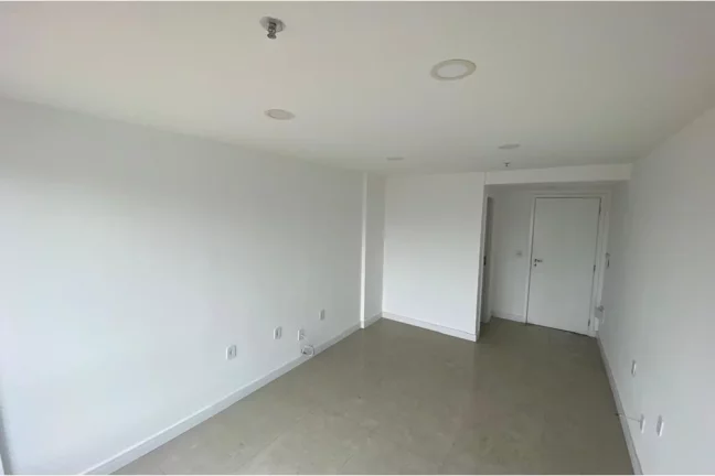 Imagem Ótima Sala Comercial em Jacarepaguá!