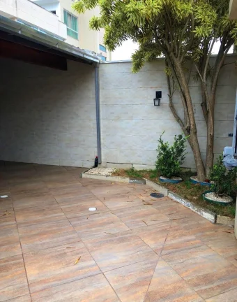 Imagem Sobrado a venda em Camboriú - Bairro Santa Regina
