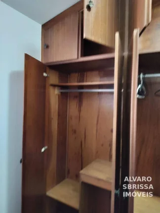 Imagem Casa com 3 dormitórios 1 suíte no Condomínio Portal de Itu I em Itu SP com 370 m2 localização privilegiada dentro do Condomínio