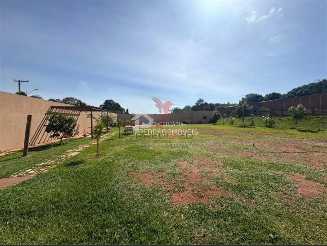 Imagem Fazenda/Sítios/Chácaras de 2000m² no bairro Chácaras Santo Antônio, em Lençóis Paulista