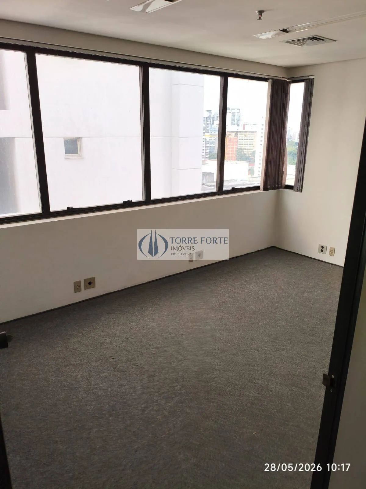 Imagem Ótima sala comercial com 40 m² 1 banheiro 1 vaga de garagem, na Vl. Mariana