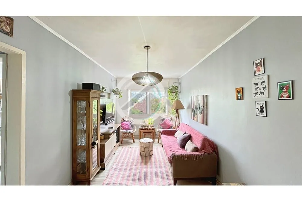 Imagem Localizado na Rua Capitão Pedro Werlang, 302, este encantador apartamento oferece uma combinação ...
