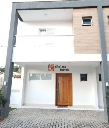 Imagem Sobrado triplex com 2 suítes à venda, 199 m² por R$ 675.000 - Massaguaçu - Caraguatatuba/SP