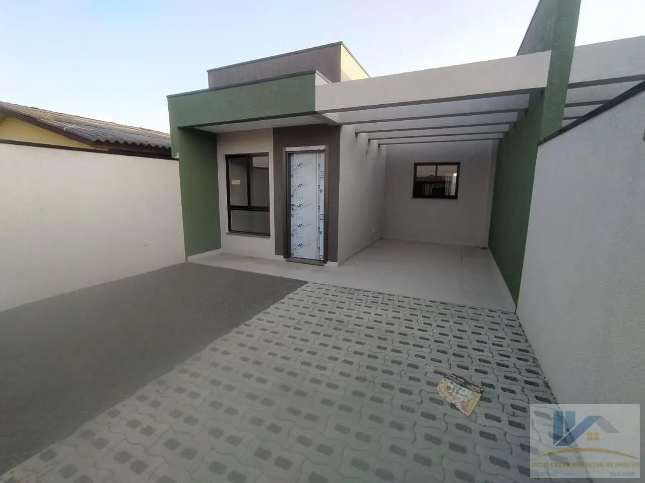 Imagem Casa para Venda em São José dos Pinhais, Cruzeiro, 3 dormitórios, 1 suíte, 2 banheiros, 2 vagas