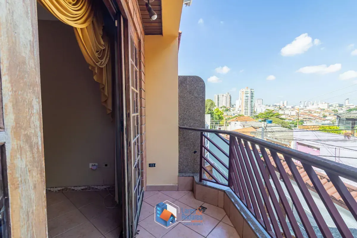 Imagem Sobrado para venda em Vila Romero com 3 quartos, sendo 1 suíte, 177m²