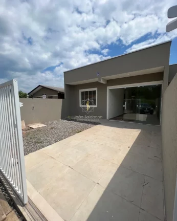 Casa em Guaratuba(Balneário Nereidas) para Venda, 700m do mar, excelente localização! em Rua Cornélio Kroster