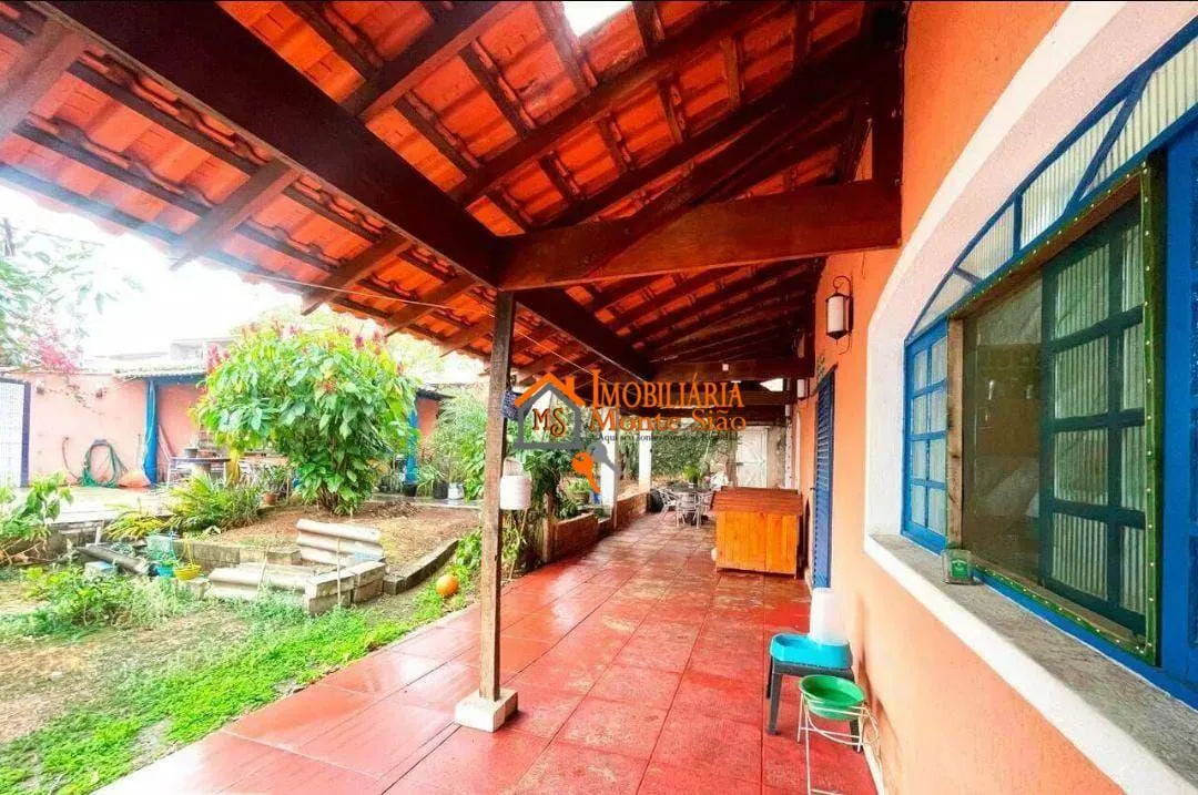 Imagem Casa com 3 dormitórios à venda, 388 m² por R$ 1.100.000,00 - Jardim Santo Afonso - Guarulhos/SP