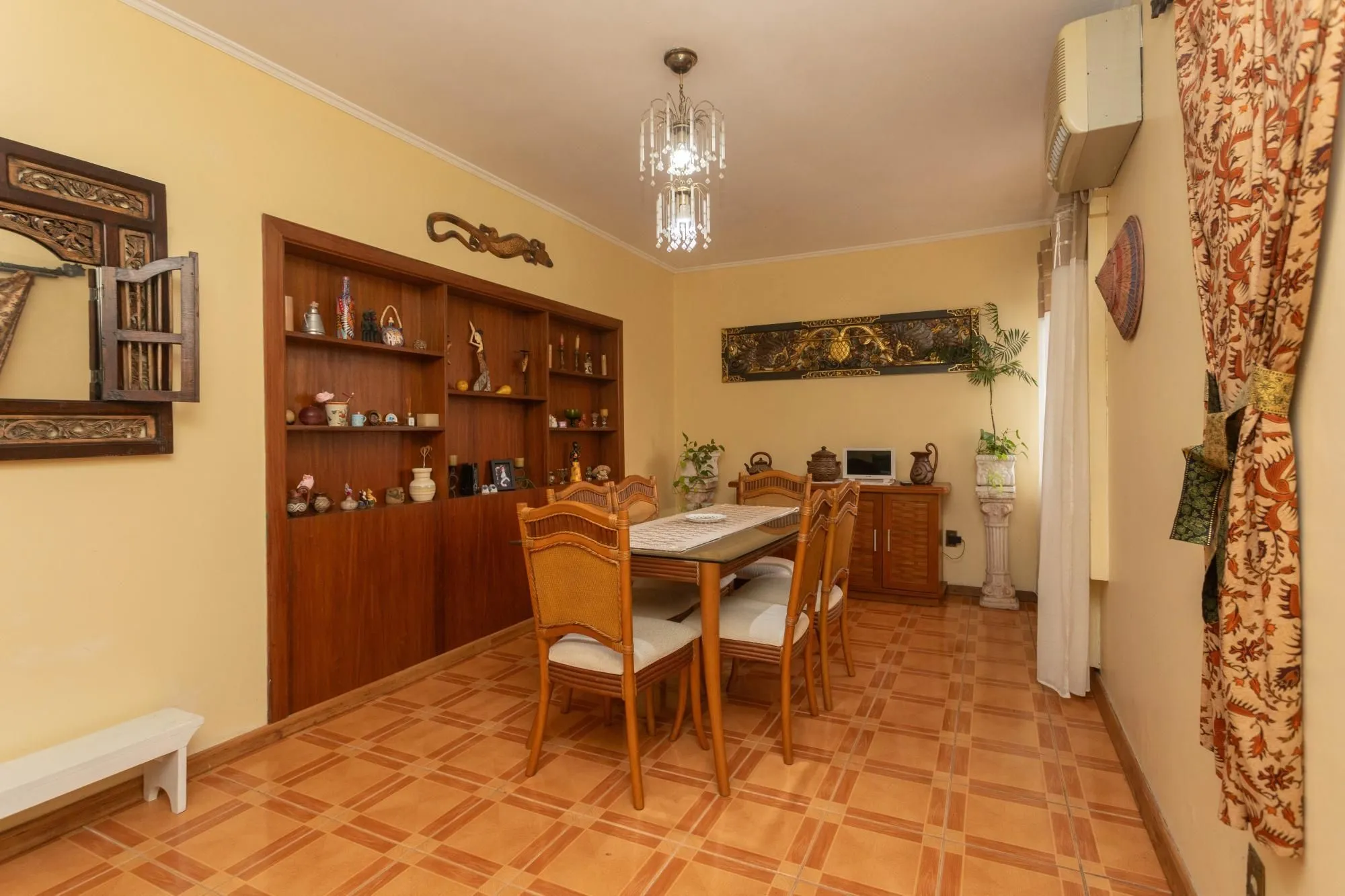 Imagem Casa com piscina e 470m2 no Chácara das Pedras