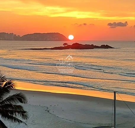 Imagem Imperdível oportunidade: Apartamento de alto padrão em Pitangueiras, Guarujá-SP! 4 quartos, 1 suíte, 2 salas, 3 banheiros, 2 vagas de garagem, 200m² de área. Venda ou locação.