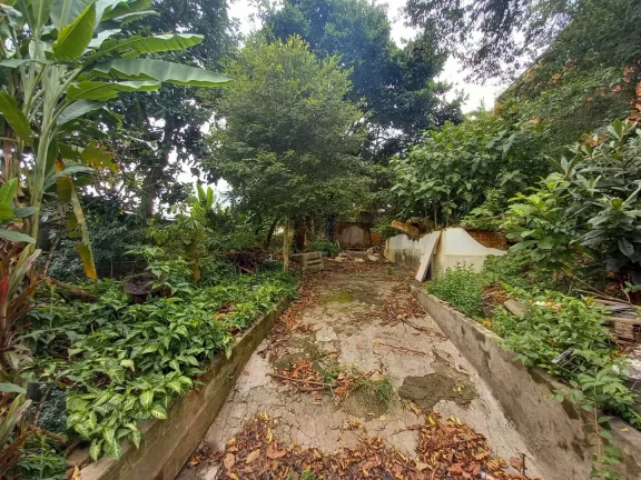 Imagem Terreno com 660m² de área, à 200m Av Francisco Morato
