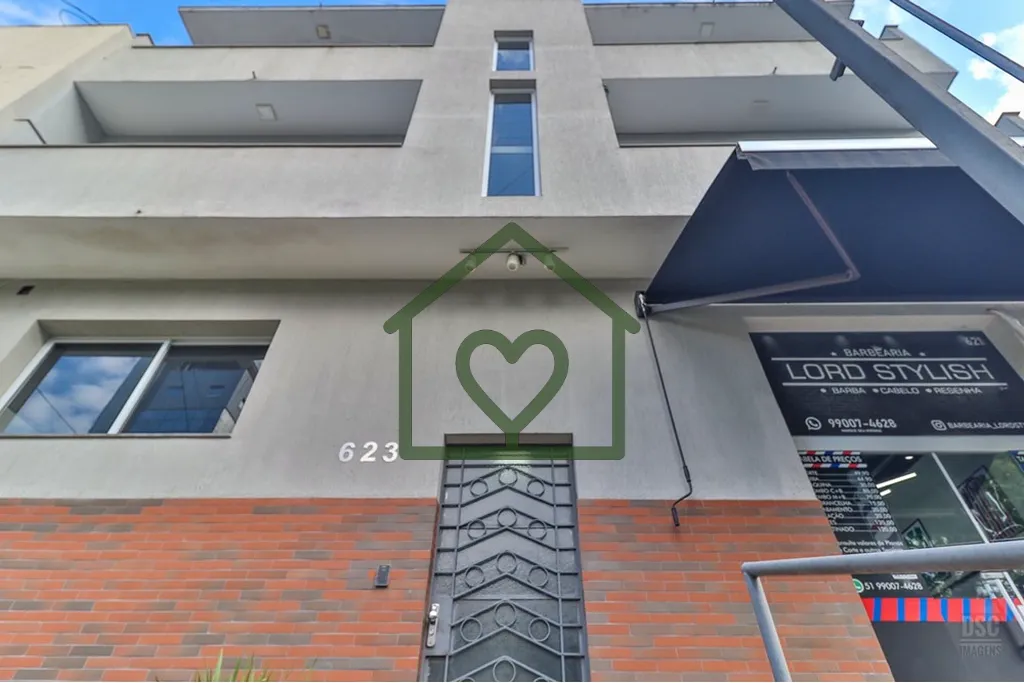 Imagem Descubra o apartamento dos seus sonhos, situado na charmosa região de Mont Serrat, na Rua Eudoro Be...