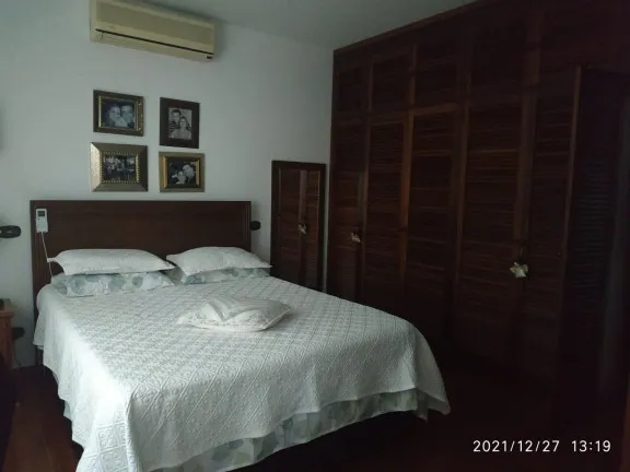 Imagem Casa com 3 Quartos à Venda, 330 m² em Centro - Tremembé