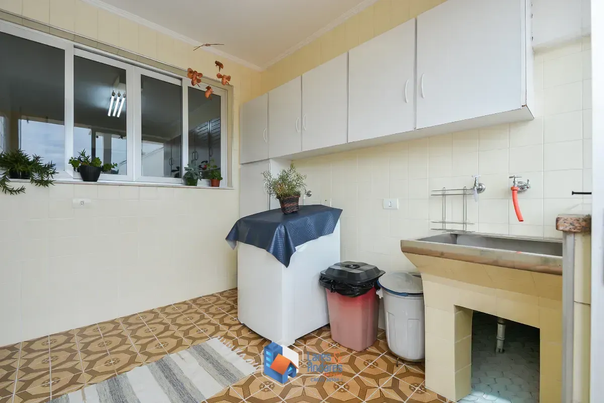 Imagem Casa para venda em Bosque da Saúde com 3 quartos, sendo 1 suíte, 349m²