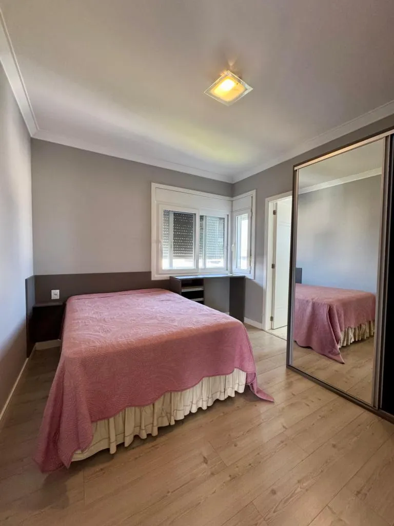 Imagem Casa em Condominio 4 Dormitórios - Bairro Zona Nova