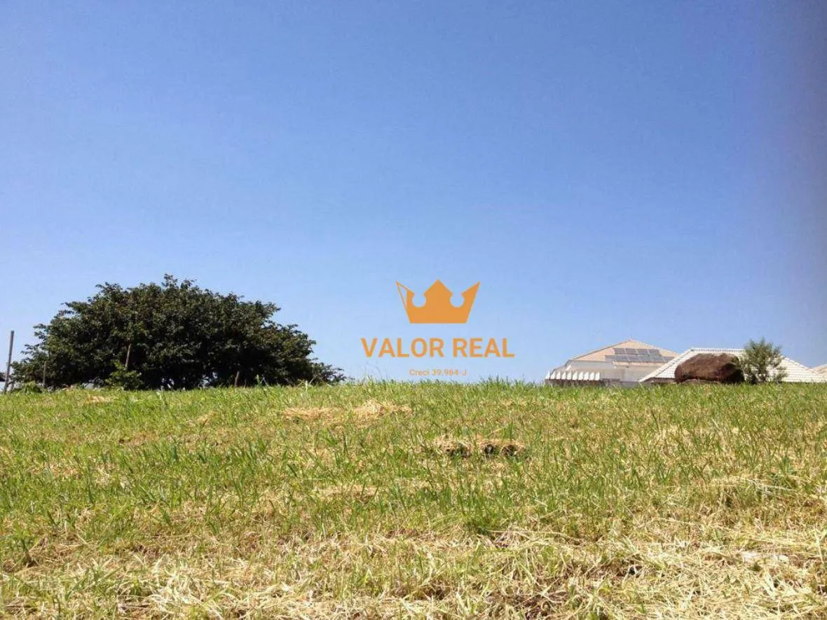 Imagem Terreno Magnífico de alto padrão com 1000 m² R$ 1.280 mil, plano em um dos melhores condomínios de Jundiaí: Villagio Paradiso.