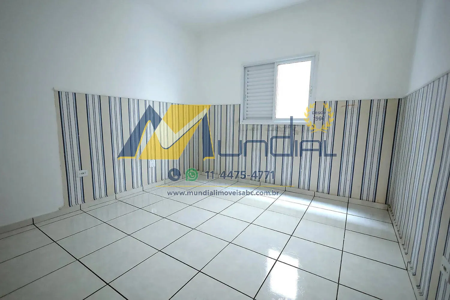 Imagem CASA À VENDA COM 115 M², 3 DORMITÓRIOS E 2 VAGAS - JARDIM EUROPA