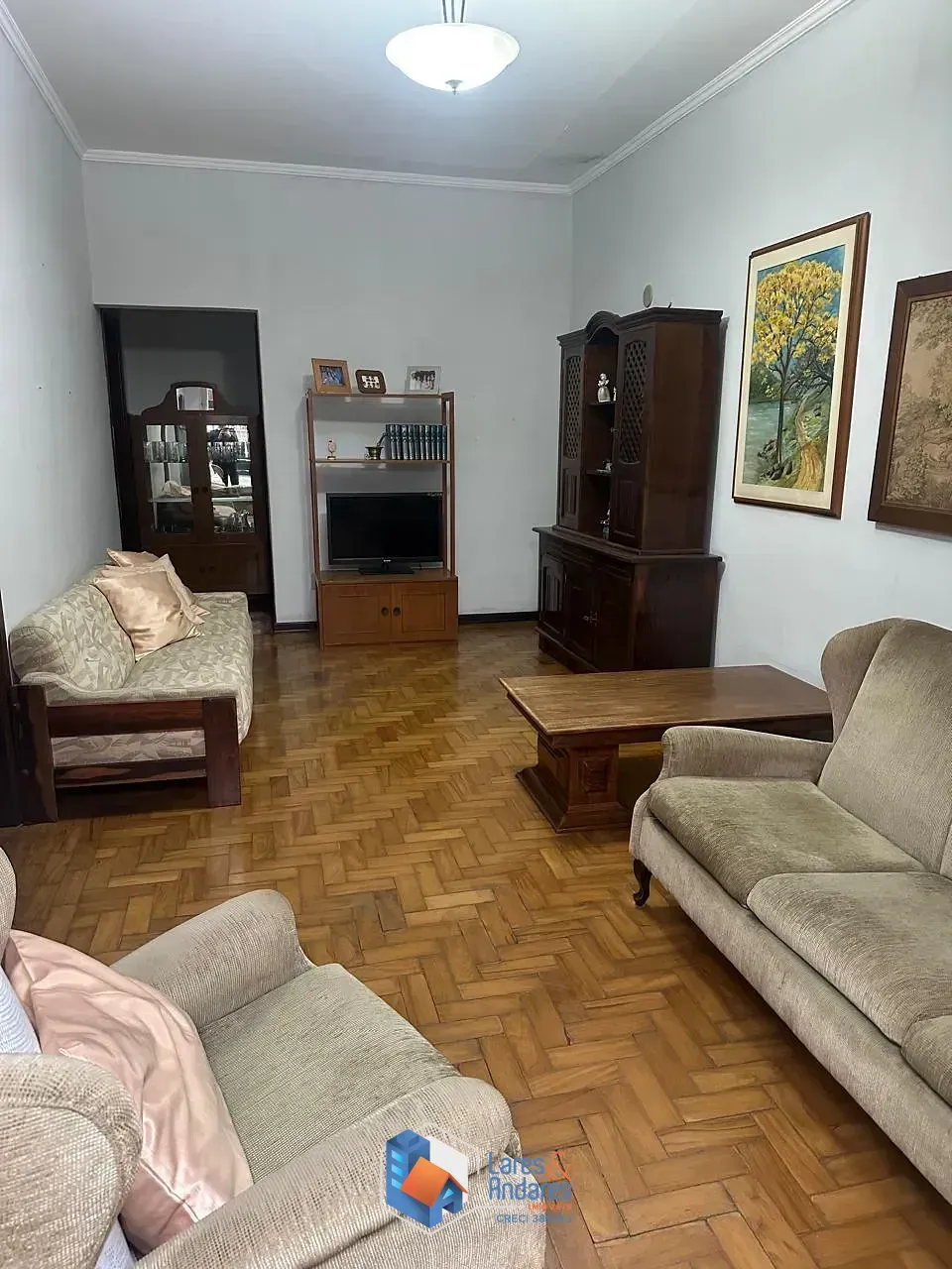 Foto do imóvel Sobrado para venda em Mirandópolis com 5 quartos, sendo 1 suíte, 140m² em Travessa Celso Alexandre Cassoni