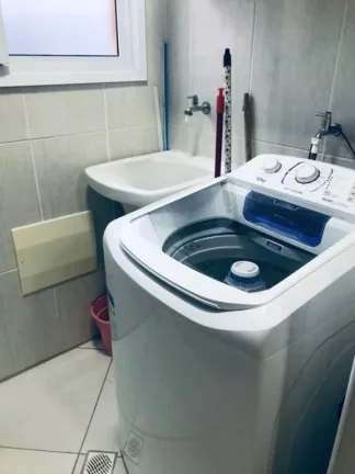 Imagem EXCELENTE APARTAMENTO PARA LOCAÇÃO NA OCIAN!!! 2 dormitórios 1 suíte!