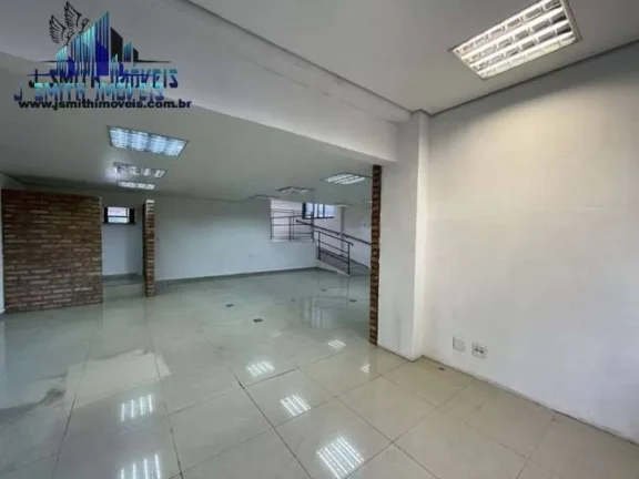Imagem Loja muito ampla, com 3 pavimentos e vários cômodos e acessos independentes!
Com 320,00 m², andar...