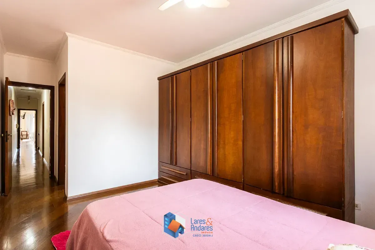 Imagem Sobrado para venda em Vila Constança com 3 quartos, sendo 3 suítes, 263m²