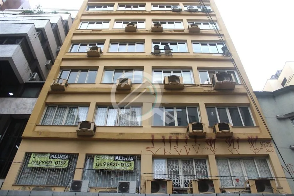 Foto do imóvel Sala Comercial com Estrutura Completa para Clínica Odontológica. Localizada no primeiro andar, est...