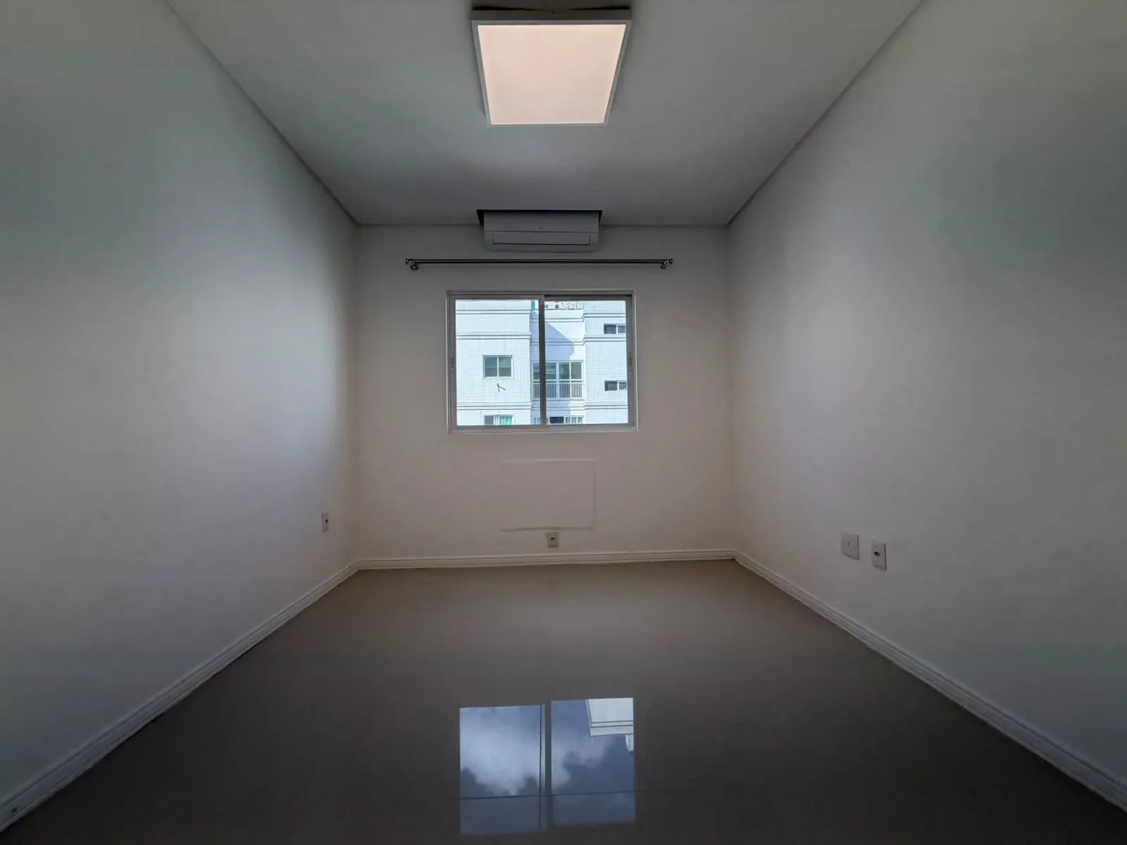 Imagem Apartamento à venda com 63m2 por R$ 797.000,00