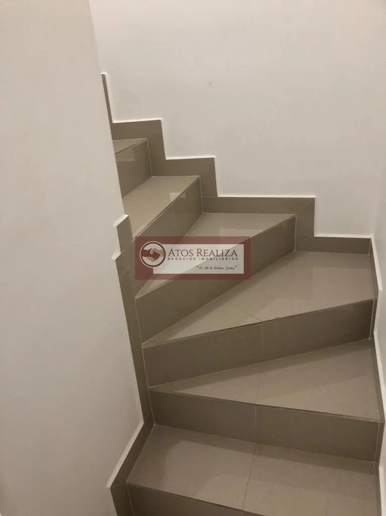 Imagem Sobrado à Venda em Pedreira-SP, 2 Suítes, 94m² por R$485mil
