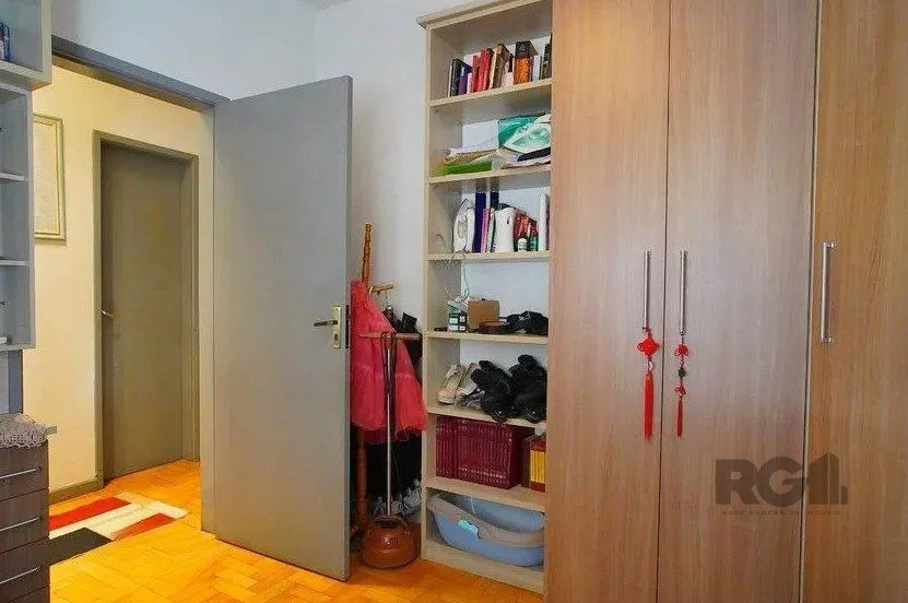 Imagem Apartamento 91m² - 3 dormitórios e 2 vagas no bairro Petrópolis
