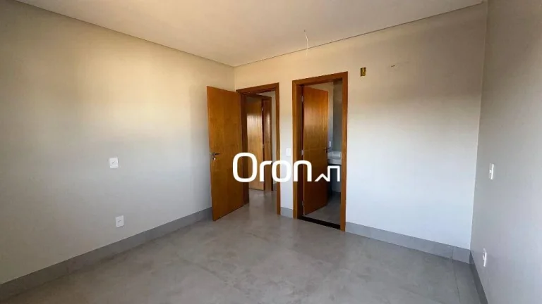 Imagem Sobrado à venda, 193 m² por R$ 1.650.000,00 - Jardins Porto - Senador Canedo/GO