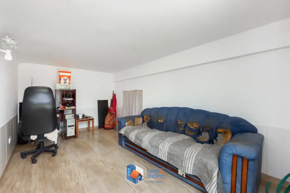 Imagem Casa para venda em Água Fria com 3 quartos, sendo 2 suítes, 219m²