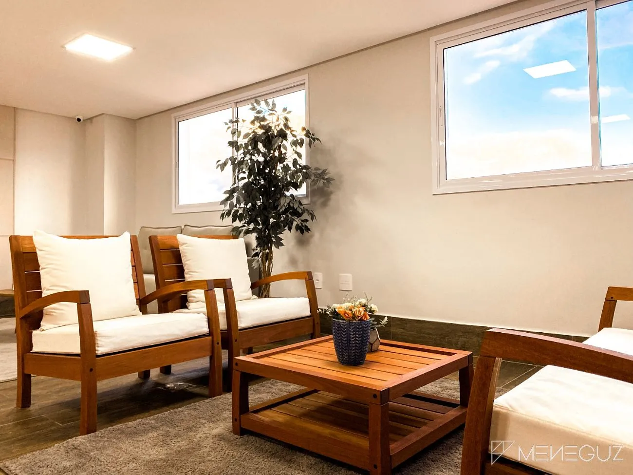 Imagem Apartamento venda - Guarapari Centro composto por 2 quartos, sendo uma suíte, finamente mobiliado e decorado com área de lazer completa na cobertura