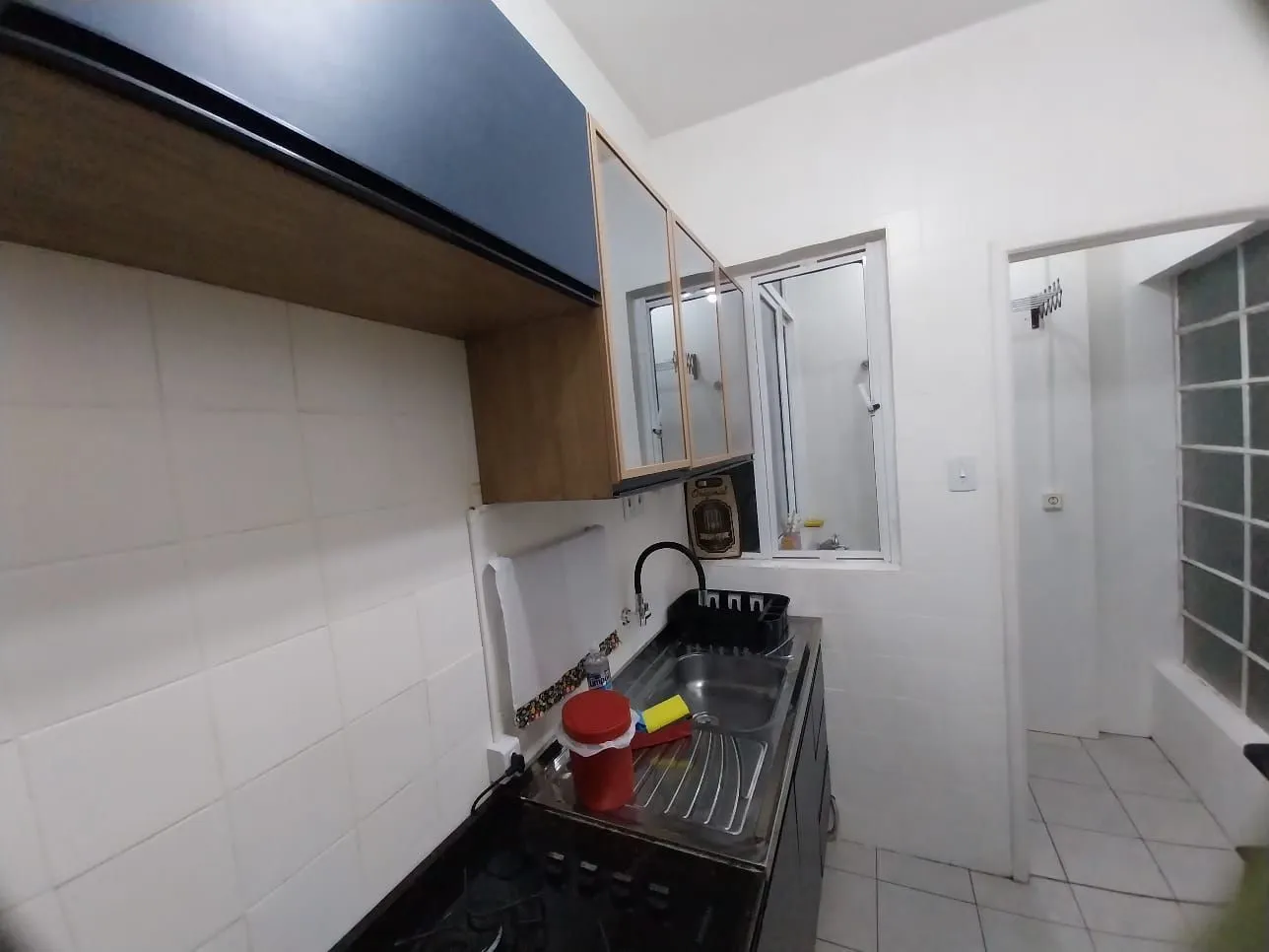 Imagem Oportunidade Excelente Apartamento 1D Mobiliado 2 piso com elevador Cidade Baixa.
