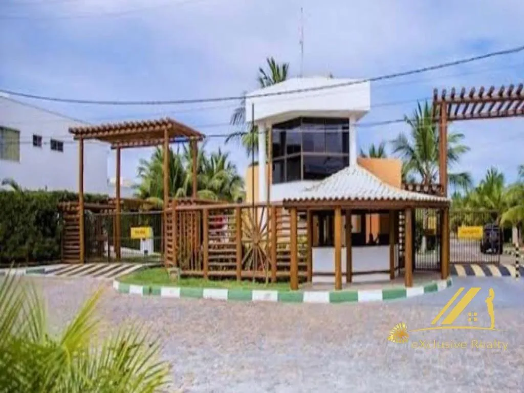 Imagem Casa RESIDENCIAL em Camaçari - Bahia, Guarajuba (Monte Gordo)