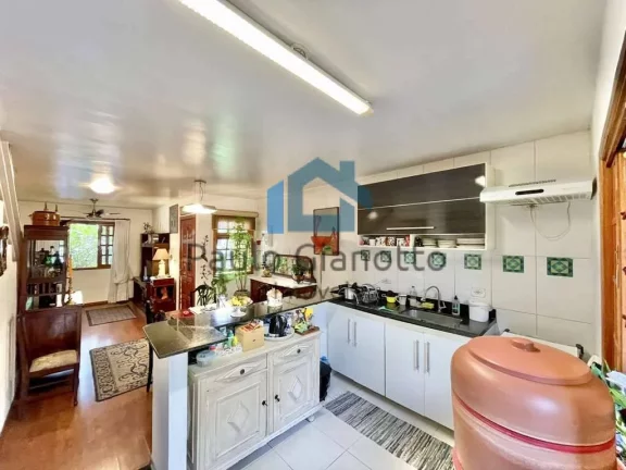 Imagem Casa à Venda em Condomínio na Região da Granja Viana