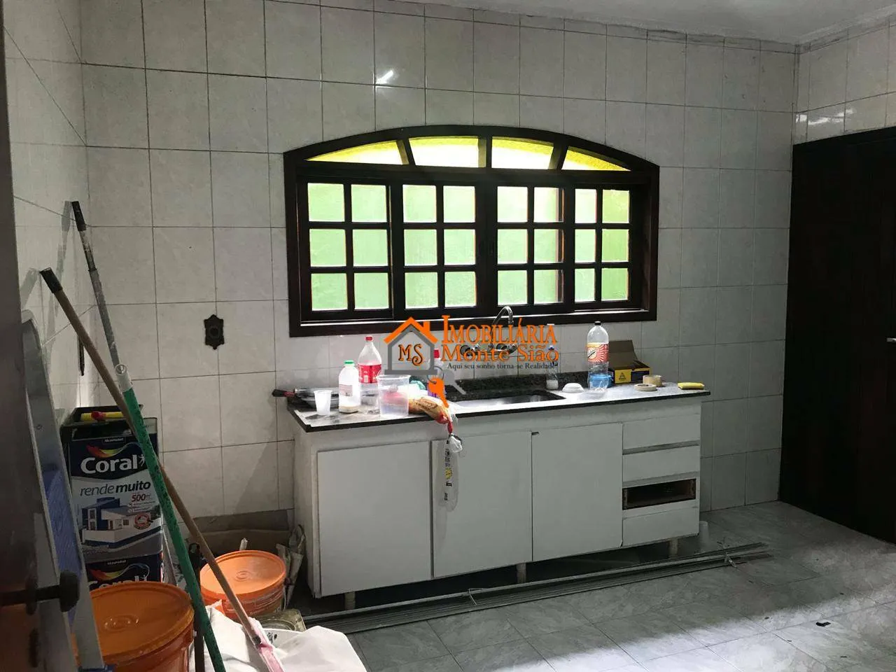 Imagem Sobrado com 3 dormitórios à venda, 254 m² por R$ 650.000,00 - Jardim Santa Cecília - Guarulhos/SP