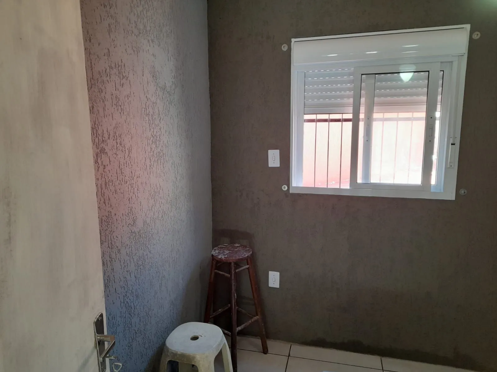 Imagem Casa à venda com piscina no bairro Glória, Zona Sul de Porto Alegre - 207m² construídos, pátio amplo e excelente potencial residencial